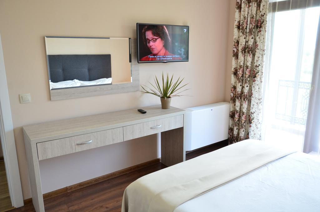 Guesthouse Green Fields การ์เมน ภายนอก รูปภาพ